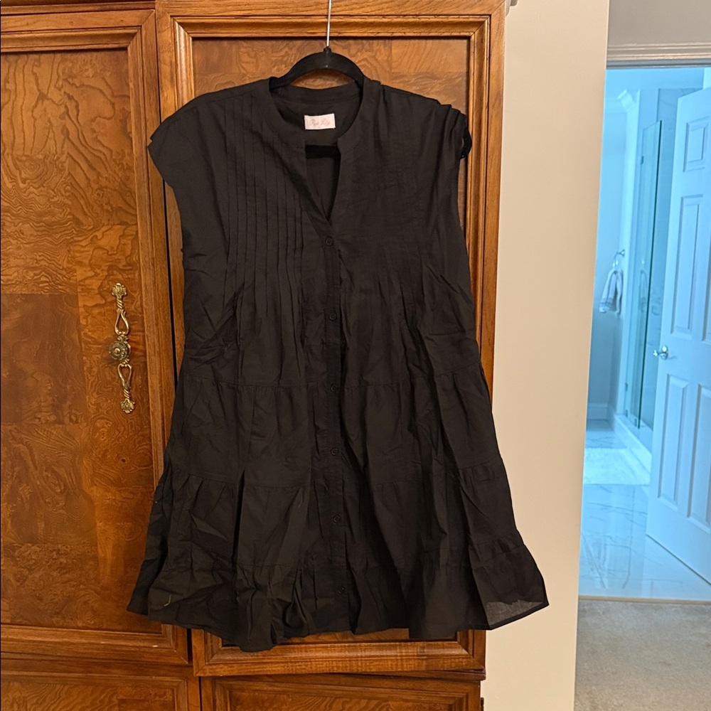 Black Sleeveless Button-Down Dress pink lily large